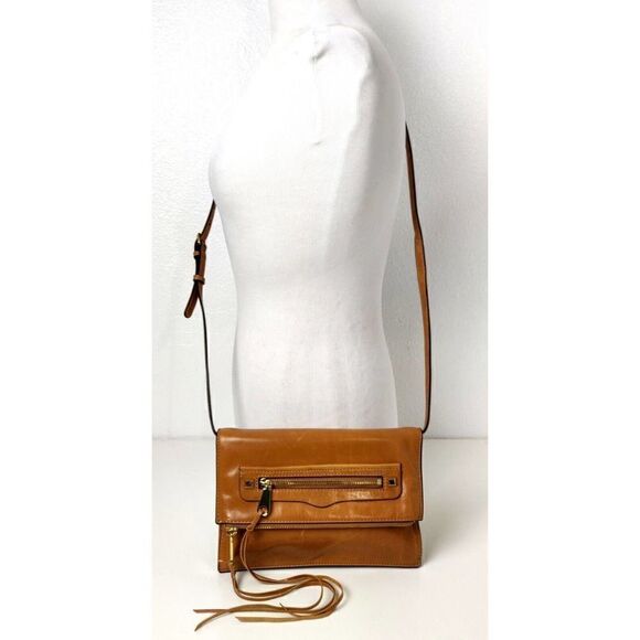 NWOT Rebecca Minkoff LIGHT TAN BROWN GENUINE LEATHER ENVELOPE SHOULDER BAG XBODY - Picture 3 of 12